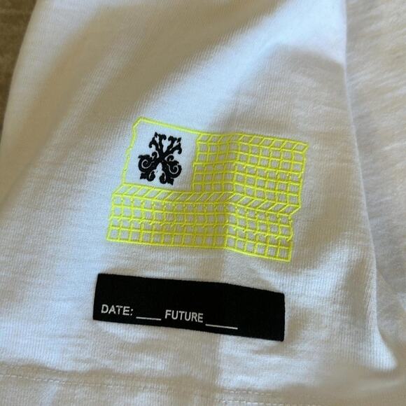 JOHN JOHN Box Fit Graphic Tee - Stylish Casual Wear - Picture 5 of 5